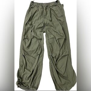 H&M Girls Size 12 Olive Green Baggy Parachute Cargo Pants Elastic Waist/Ankles